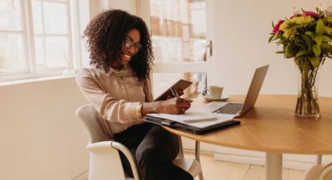 Meilleur emploi en ligne après Justfine : Le parcours inspirant d’une diplômée de Cotonou