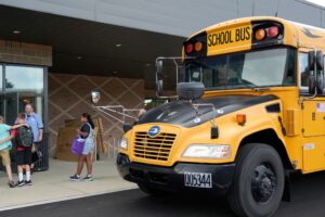 'Impractical to transport' isn't an excuse for Columbus schools, state group says