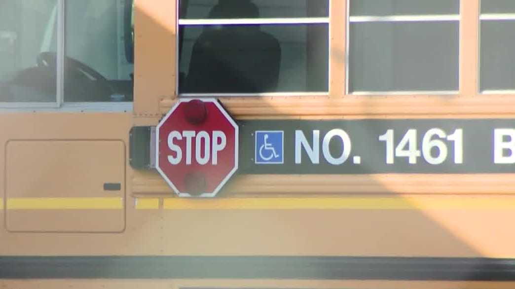 Parents voice frustrations as Bullitt County Public Schools faces transportation issues