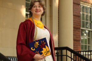 Youngsville grad wins $25,000 DAR scholarship to pursue publ...