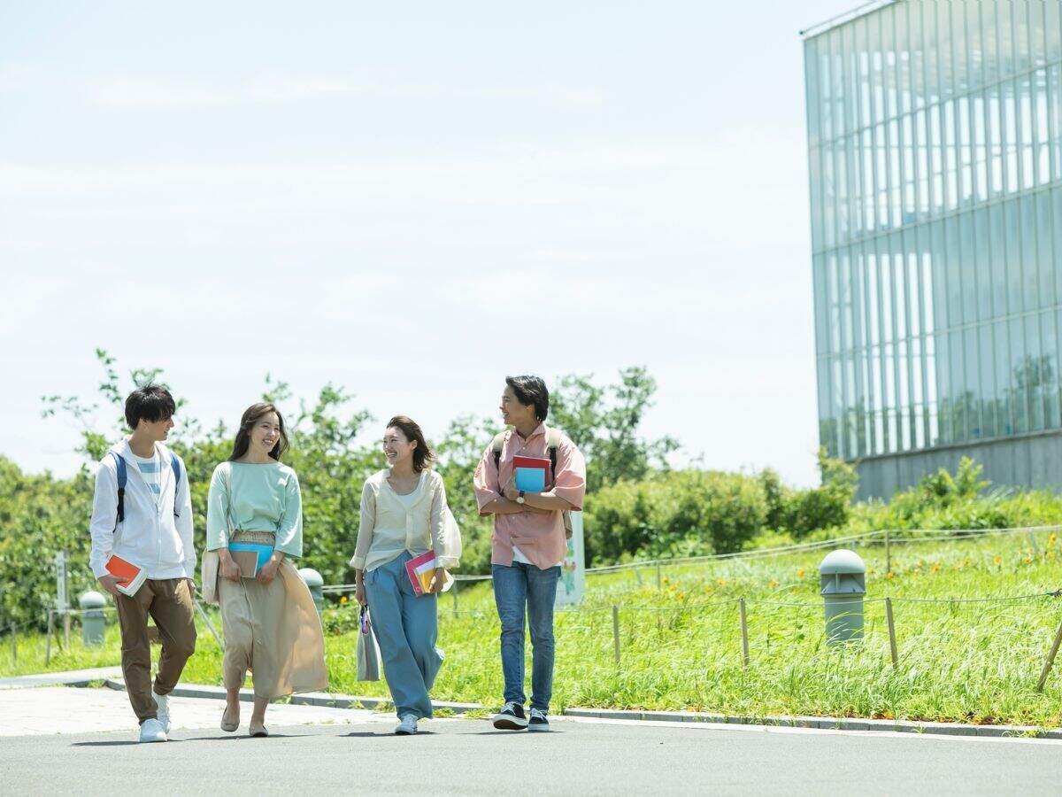 Australia keeps 2027 international student cap unchanged at 295,000 - The Economic Times