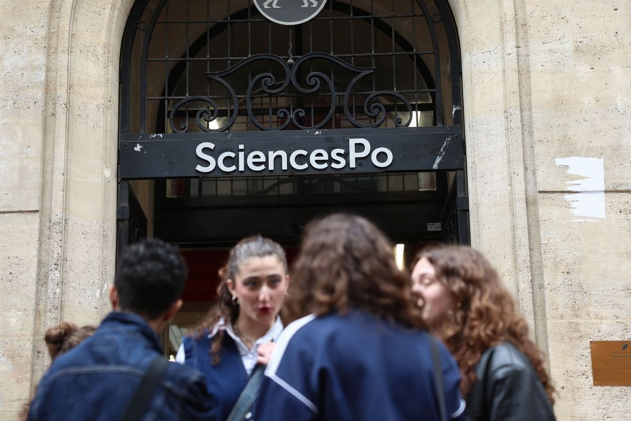 Sciences Po is the only university that offers one-year master’s programmes in English for students looking for to accelerate their education and career. Source: