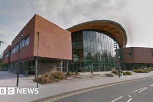 New Warwick University student block approved despite opposition