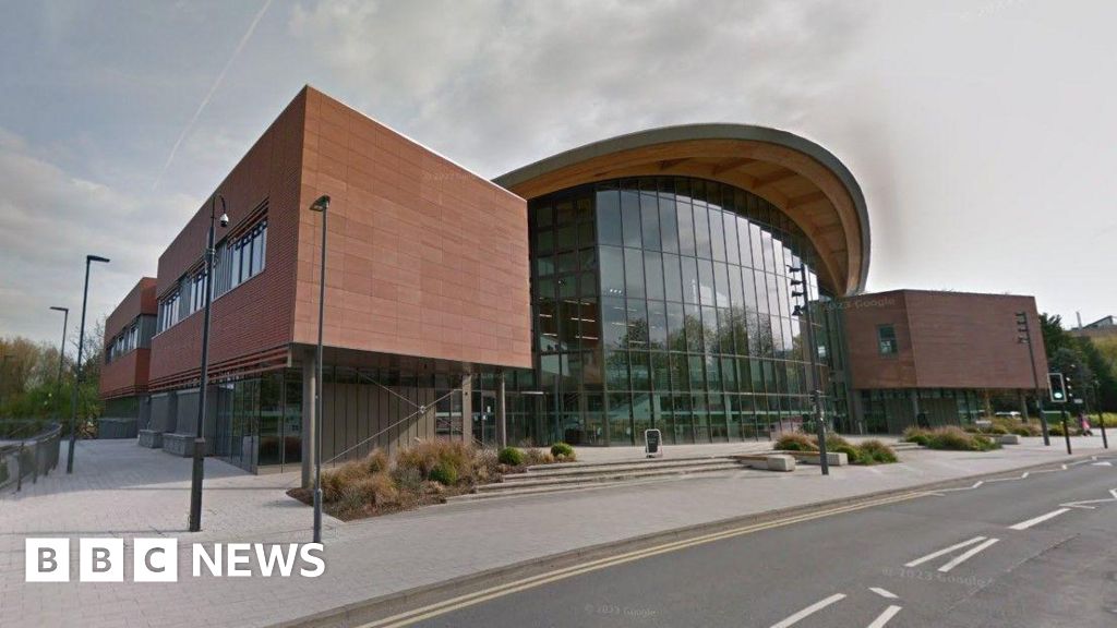 New Warwick University student block approved despite opposition