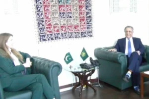 Minister takes up student visa delays with UK envoy | The Express Tribune