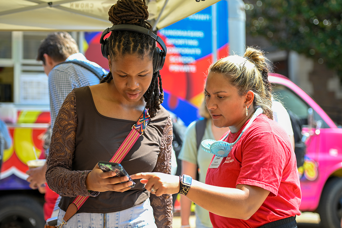 WashU students build skills, networks through internships