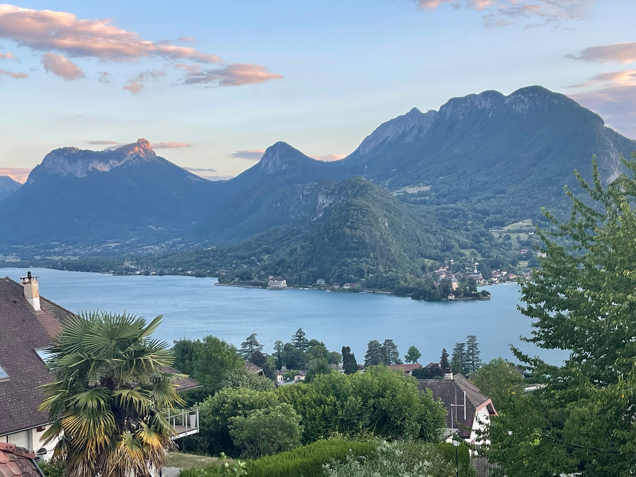 What It’s Like to Study Nutrition at Tufts in Talloires, France
