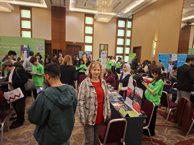 R at the Study in Europe Fair