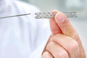 Many heart patients could avoid permanent stents, study finds
