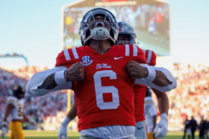 College football picks: Predictions against the spread, odds, betting lines for top 25 games in Week 8